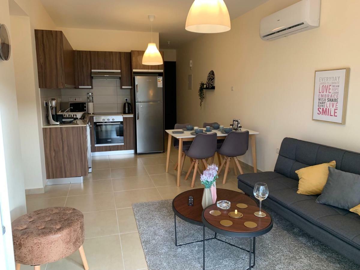 Mythical Sands New Luxury Apartment Paralimni Luaran gambar